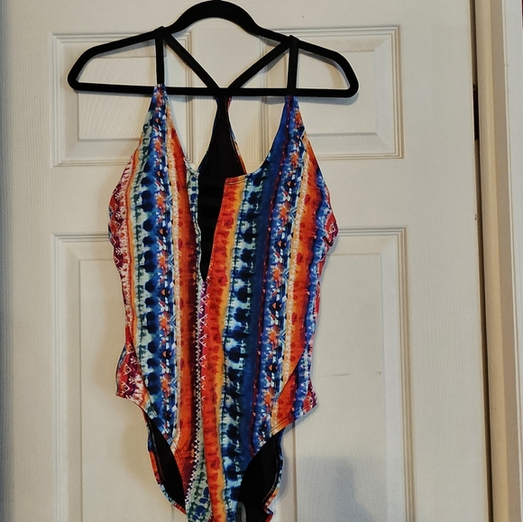 Colorful 1 piece swim suit - Picture 1 of 3